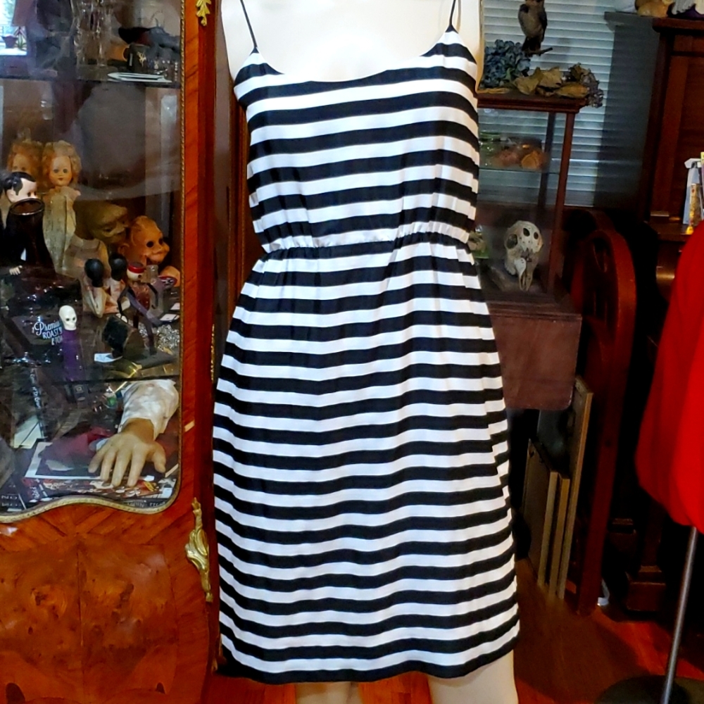 J Crew size 0 Black and White Striped Dress Awesome